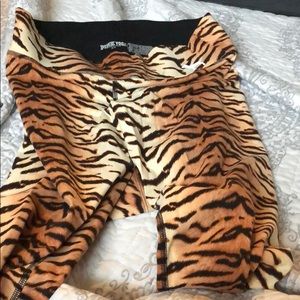 Victoria secret pink yoga leggings